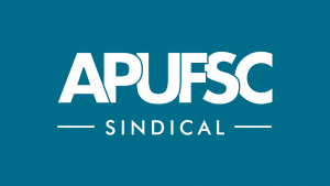 Arte gráfica com o logo da Apufsc. Fundo azul e letras em branco.