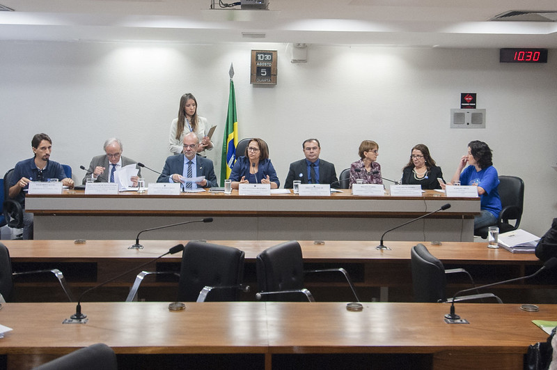 Comissão da Educação.